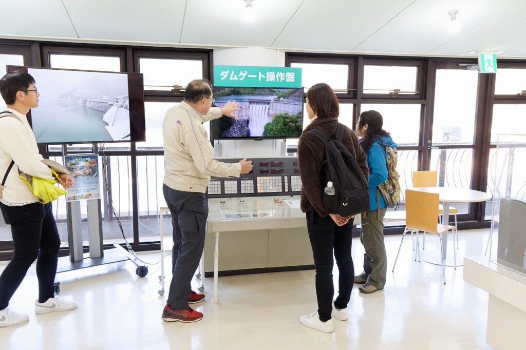 インフラツアー　川治ダム
